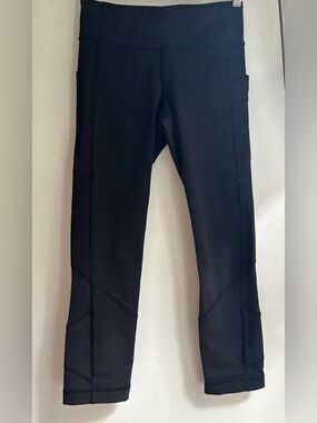 lululemon athletica Black Cropped Leggings with Side Pockets